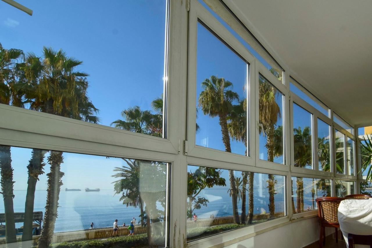 P&P Apartamentos Paseo Maritimo Pablo Ruiz Picasso مالقة المظهر الخارجي الصورة