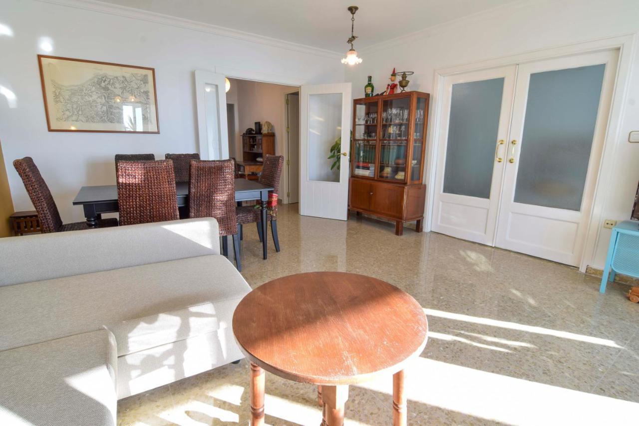 P&P Apartamentos Paseo Maritimo Pablo Ruiz Picasso مالقة المظهر الخارجي الصورة