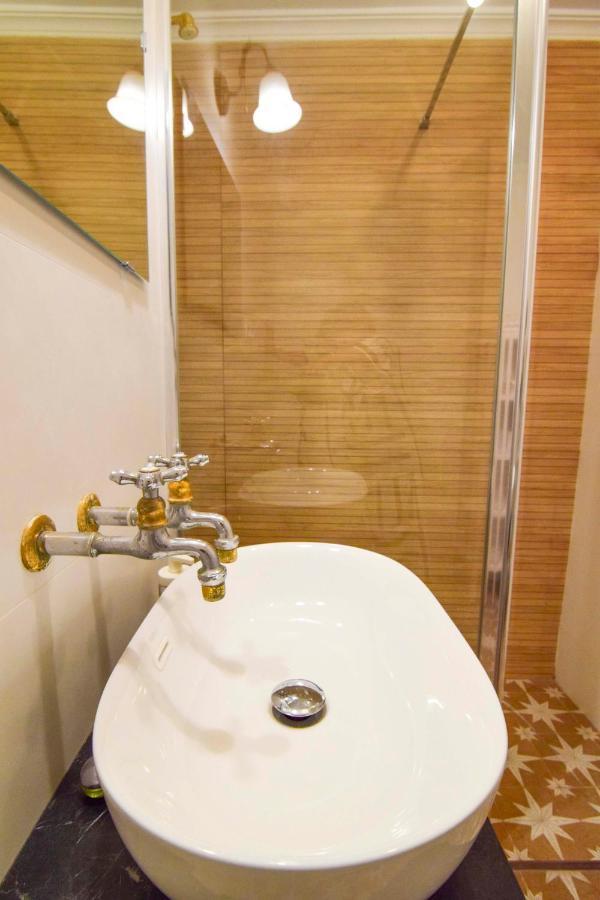 P&P Apartamentos Paseo Maritimo Pablo Ruiz Picasso مالقة المظهر الخارجي الصورة
