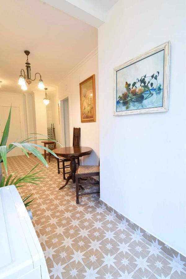 P&P Apartamentos Paseo Maritimo Pablo Ruiz Picasso مالقة المظهر الخارجي الصورة