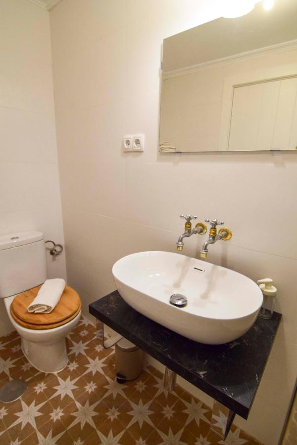 P&P Apartamentos Paseo Maritimo Pablo Ruiz Picasso مالقة المظهر الخارجي الصورة