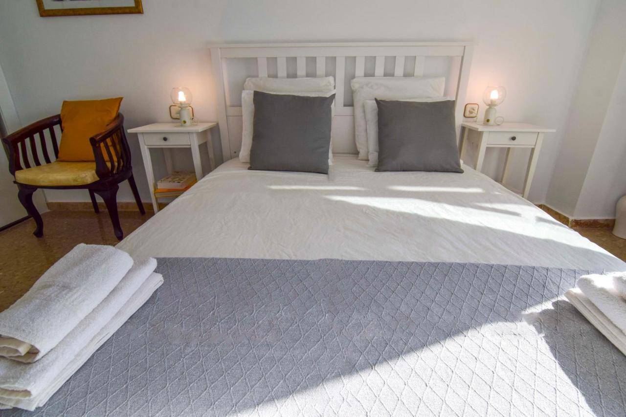 P&P Apartamentos Paseo Maritimo Pablo Ruiz Picasso مالقة المظهر الخارجي الصورة